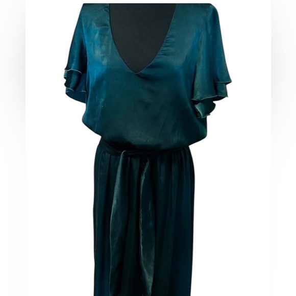 Show me your MUMU Elegant Teal Evening Gown - Picture 3 of 6